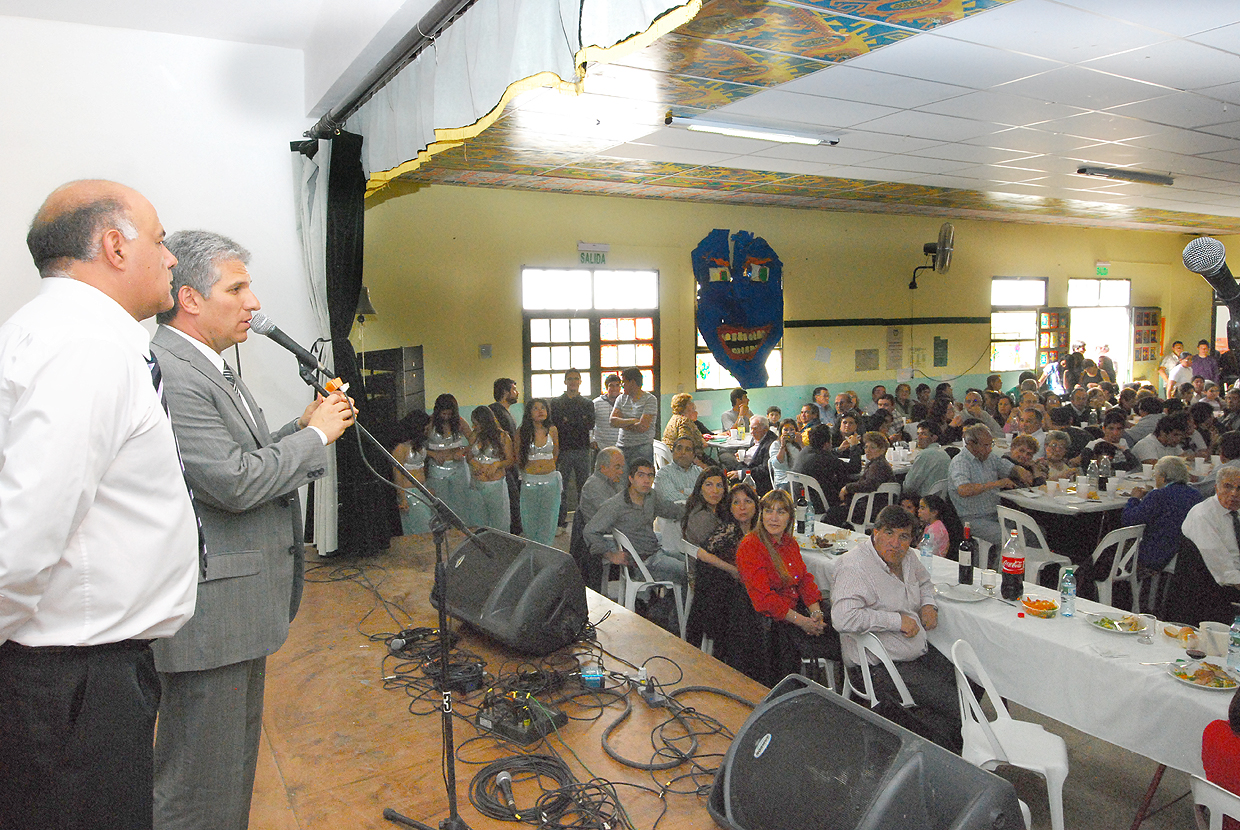 El Gobernador participó de un almuerzo con motivo de las Fiestas Patronales de Nogoli