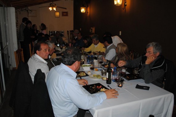 Poggi junto a concejales de Villa Mwercedes