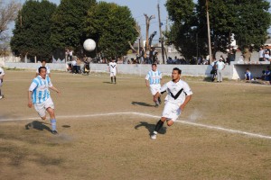 El fútbol mayor de Villa Mercedes comenzó este domingo, con la disputa de los 6 encuentros de la primera fecha.