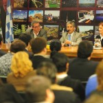 El gobernador de San Luis, CPN. Claudio Poggi junto al ministro Tula Barale y Rosario Bragagnolo.