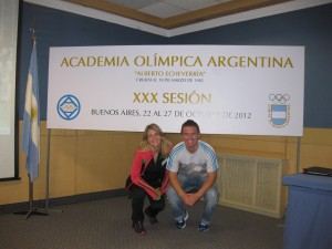 Los representantes del Ministerio de Deportes en la XXX Sesión de la Academia Olímpica Argentina.