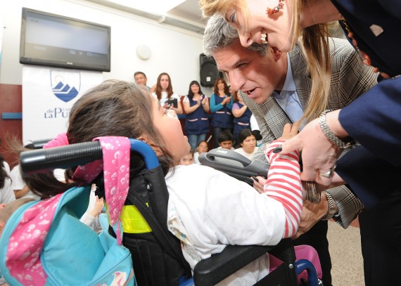 Es un lujo que el Gobernador haya hecho este recorrido. Hoy es un día inolvidable”, dijo la maestra.