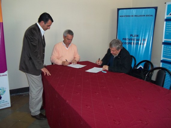 Se firmó el acuerdo de formación ´Por un Trabajo Mejor´, que concretaron funcionarios del Subprograma Cultura del Trabajo e Inserción Laboral. 