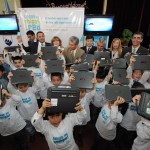 Los chicos de la escuela Mariano Moreno recibieron sus computadoras