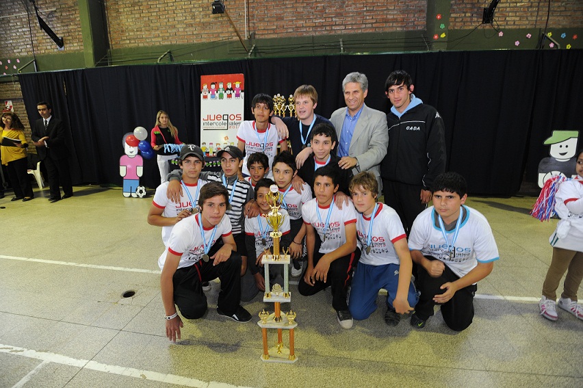 Intercolegiales: Entregaron los premios regionales a escuelas ganadores de La Toma