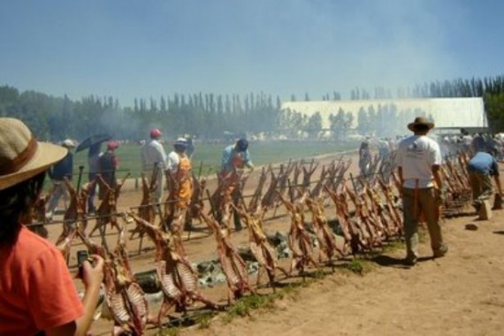 La edición 2012 de la Fiesta Nacional de la Carreta y los 101 chivos tendrá lugar en la Plaza Manuel Zalazar,