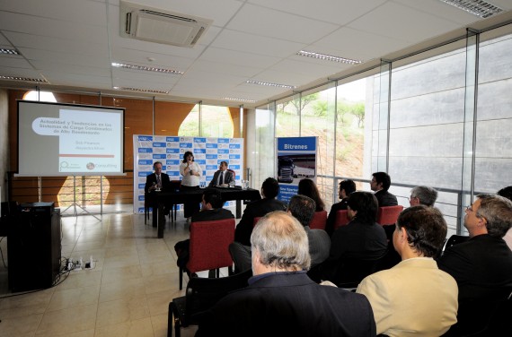 La actividad se desarrolló en las oficinas de San Luis Logística, ante la presencia de más de 30 empresarios que participaron de la prestigiosa conferencia 