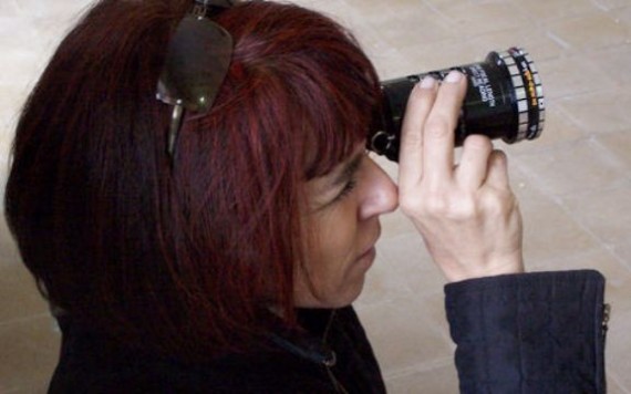 La escritora Mercedes Farriols protagoniza el film. 