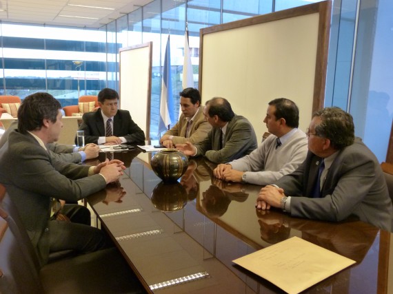 Mones Ruiz, durante la reunion con la Magistratura.