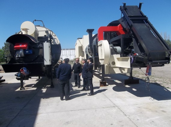 El ministro Walter Padula, realizó un recorrido por la planta de la firma TMA.