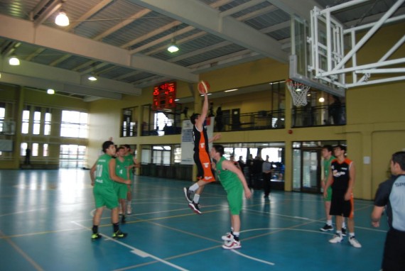 Los chicos de basquet lograron un valioso triunfo