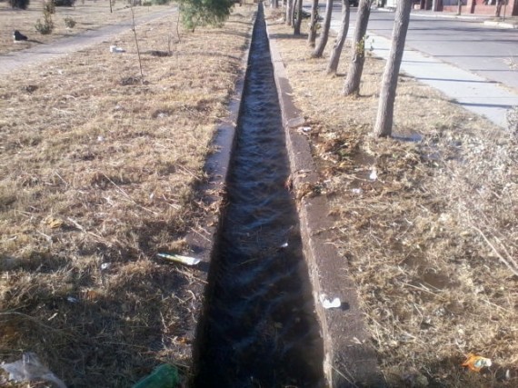 Ante la solicitud de vecinos, San Luis Agua realizo una inspección en el Barrio Las Rosas.