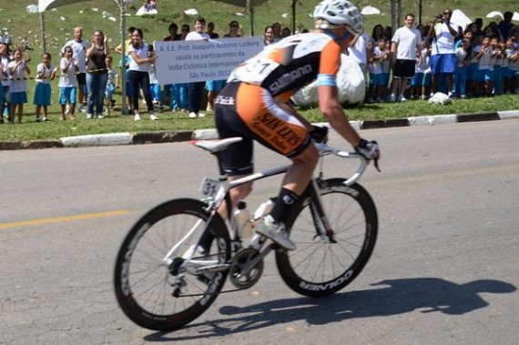 El ciclista del equipo "San Luis Somos Todos " durante la 5º etapa.