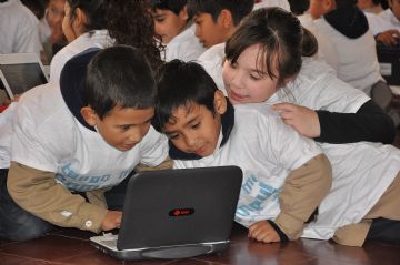 Las computadoras llegarán a las dos ciudades más pobladas de la provincia.