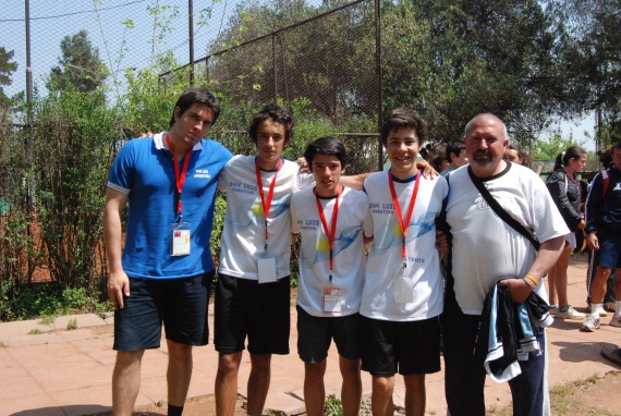 Los chicos de la Selección Sanluiseña de tenis masculino 