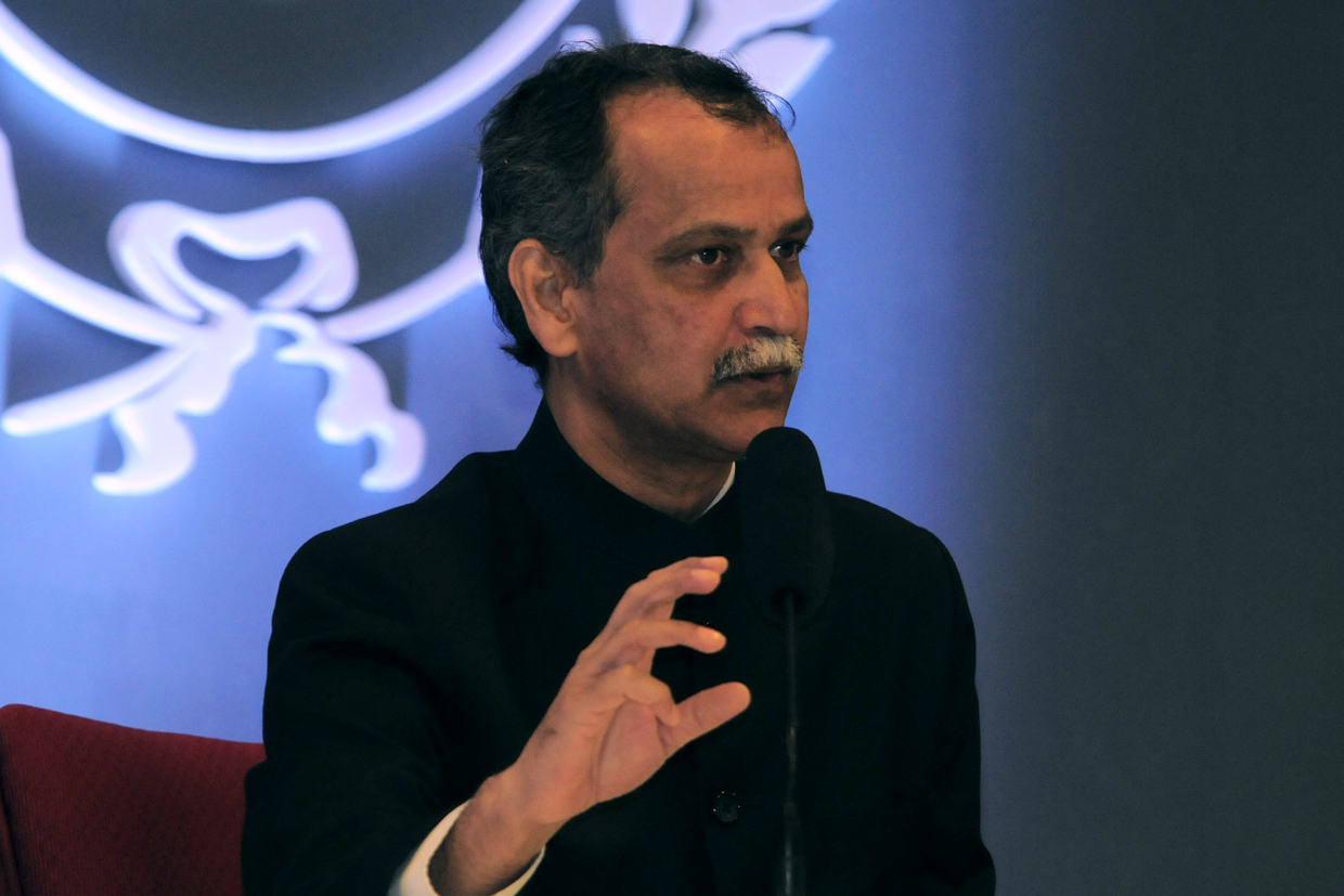Funcionarios de la provincia inician contactos en la India