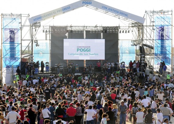 Miles de personas participaron del acto