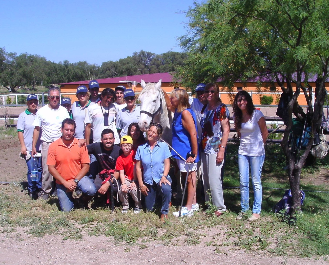 Finalizó el armado de la huerta en la Escuela de Equinoterapia