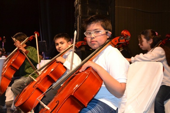 La orquesta escuela Infanto Juvenil brindará un espectáculo gratuito en la Av. Illia.  
