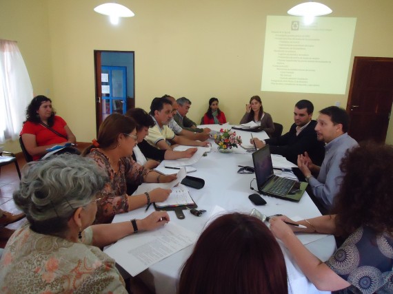 En el Salón de Usos Múltiples de la localidad de Cortaderas se reunió el equipo de Gestión Ambiental del Ministerio de Medio Ambiente con los intendentes de las localidades que serán beneficiadas