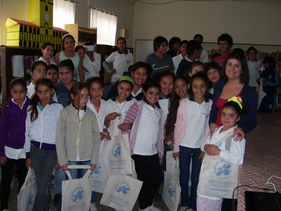 Alrededor de 40 chicos del Centro Educativo Nº 16 “Tucumán”, fueron capacitados por personal de San Luis Agua.