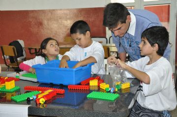 Plan especial para que los chicos ciegos puedan participar del Programa de Robótica 