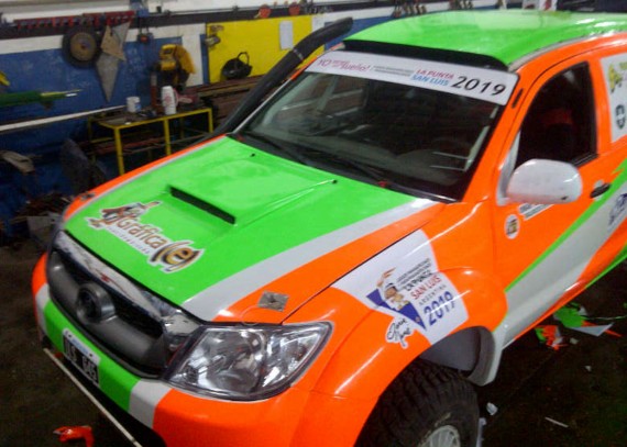 La Toyota Hilux con la publicidad  de los Juegos Panamericanos y Para panamericanos La Punta 2019
