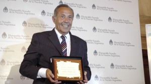 Adolfo Rodríguez Saá recibió su premio