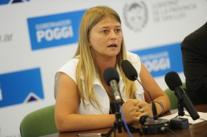La ministra de Turismo y las Culturas anunció la fecha del festival del Río.