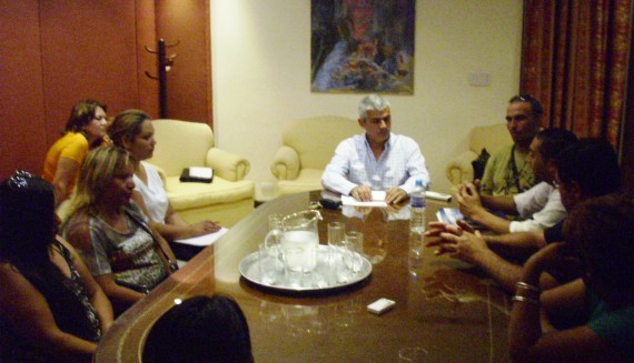 El Vicegobernador junto a los coordinadores de comparsas en la reunión de Villa Mercedes