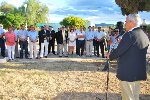 El Vicegobernador encabezó el acto en Quines