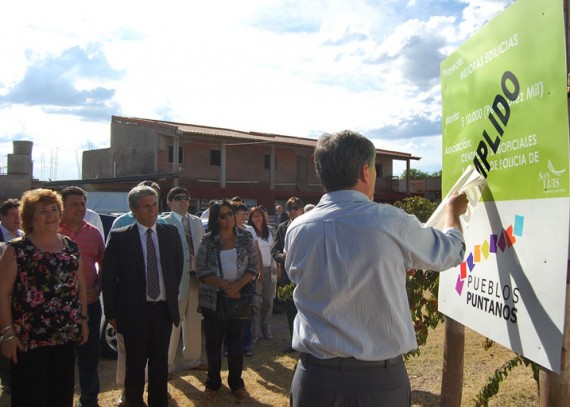 El Gobernador junto al Vicegobernador durante una de las inauguraciones de Pueblos Puntanos