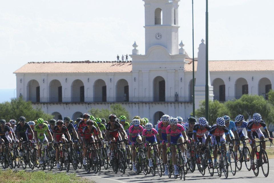 la replíca del Cabildo, un homenaje al Bicentenario de la patria que eligen conocer los miles de turistas que visitan San Luis