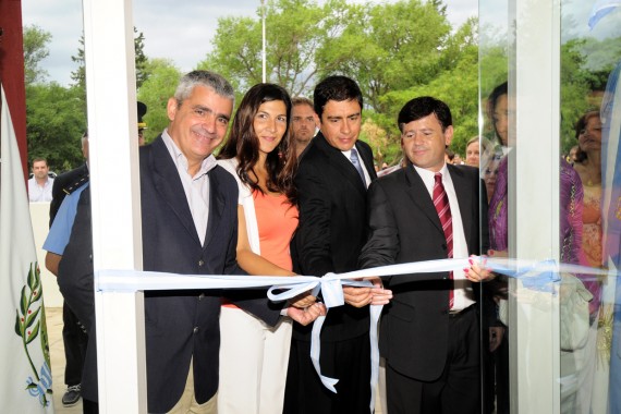 Participaron de la inauguración el vicegobernador Jorge Díaz y el Ministro de Seguridad, Eduardo Mones Ruiz.