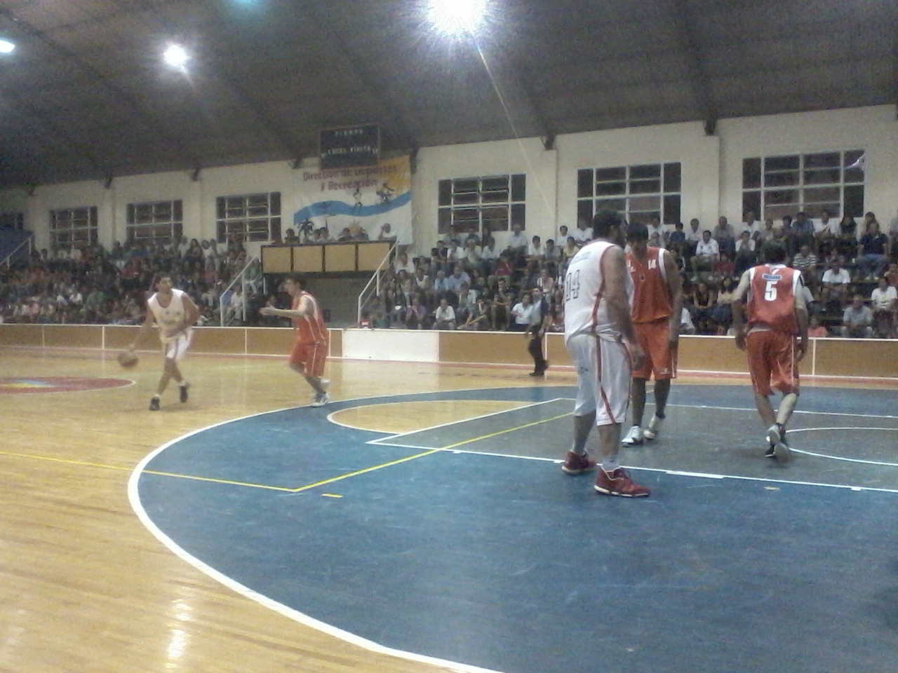 Básquet: El Viento al fin sopló en el Este