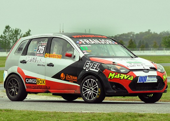 Luego de un gran año en la Clase 2 del Pista San Luis, en donde se adjudicó el tercer lugar en el torneo 2012.