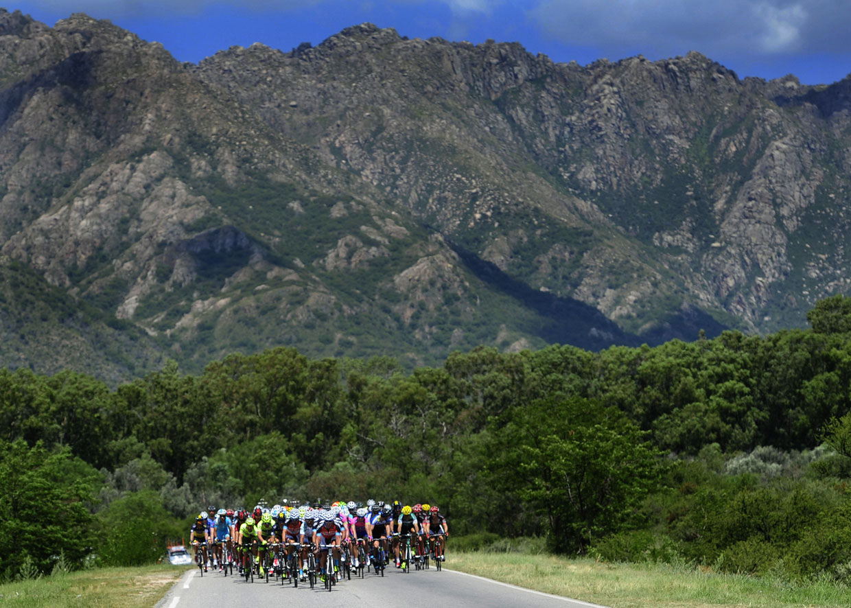 el tour muestra los mejores paisajes de la provincia