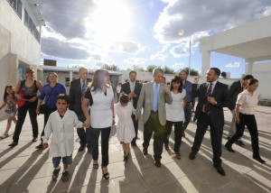 La escuela Saturnino González Camarero cuenta ahora con mejoras en los muros, pisos, y sanitarios.