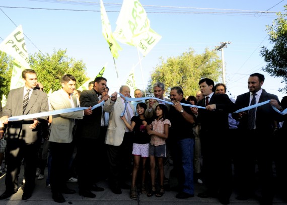Se inauguraron más cuadras en Mercedes