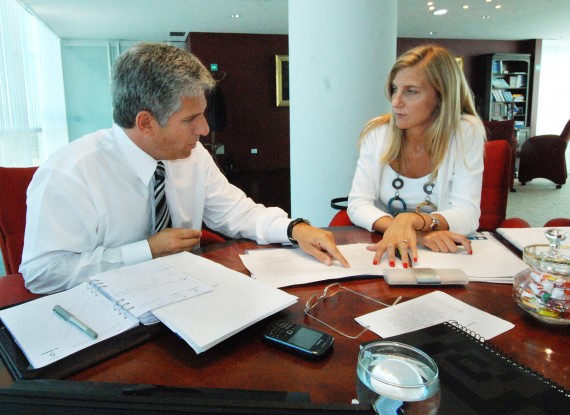 Gdor con ministra de M Ambiente 3