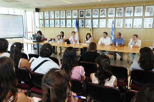 Funcionarios del programa Nuevas Empresas se reunieron con los postulantes a guía