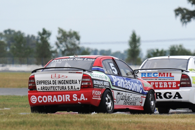 Fabricio Pezzini: 2° en la serie y 7° en la final del Campeonato Turismo Nacional