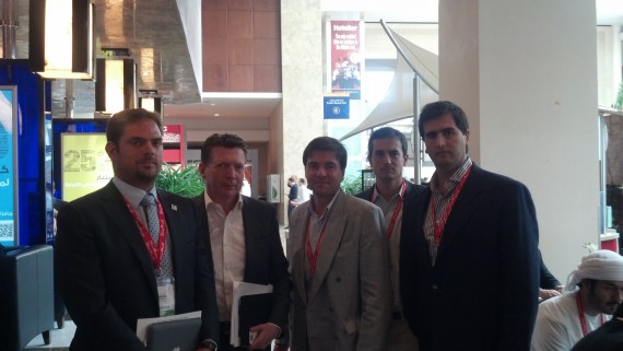Tomasevich junto a los productores puntanos y el CEO de la firma Acos.