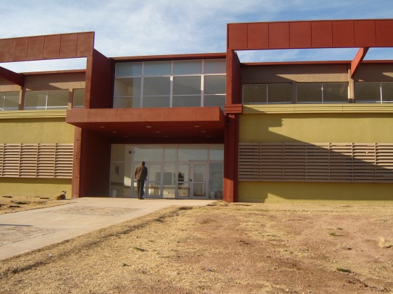 El edificio está ubicado en Ruta Provincial Nº 3 y Av. del Portezuelo. La inauguración será el sábado 9 de marzo.