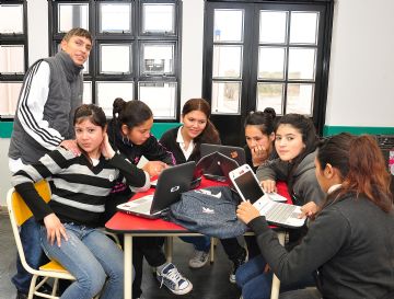 La nueva Escuela Pública Digital para Adultos(EPDA), funcionará en la Escuela Nº312 “República de Chile”. 