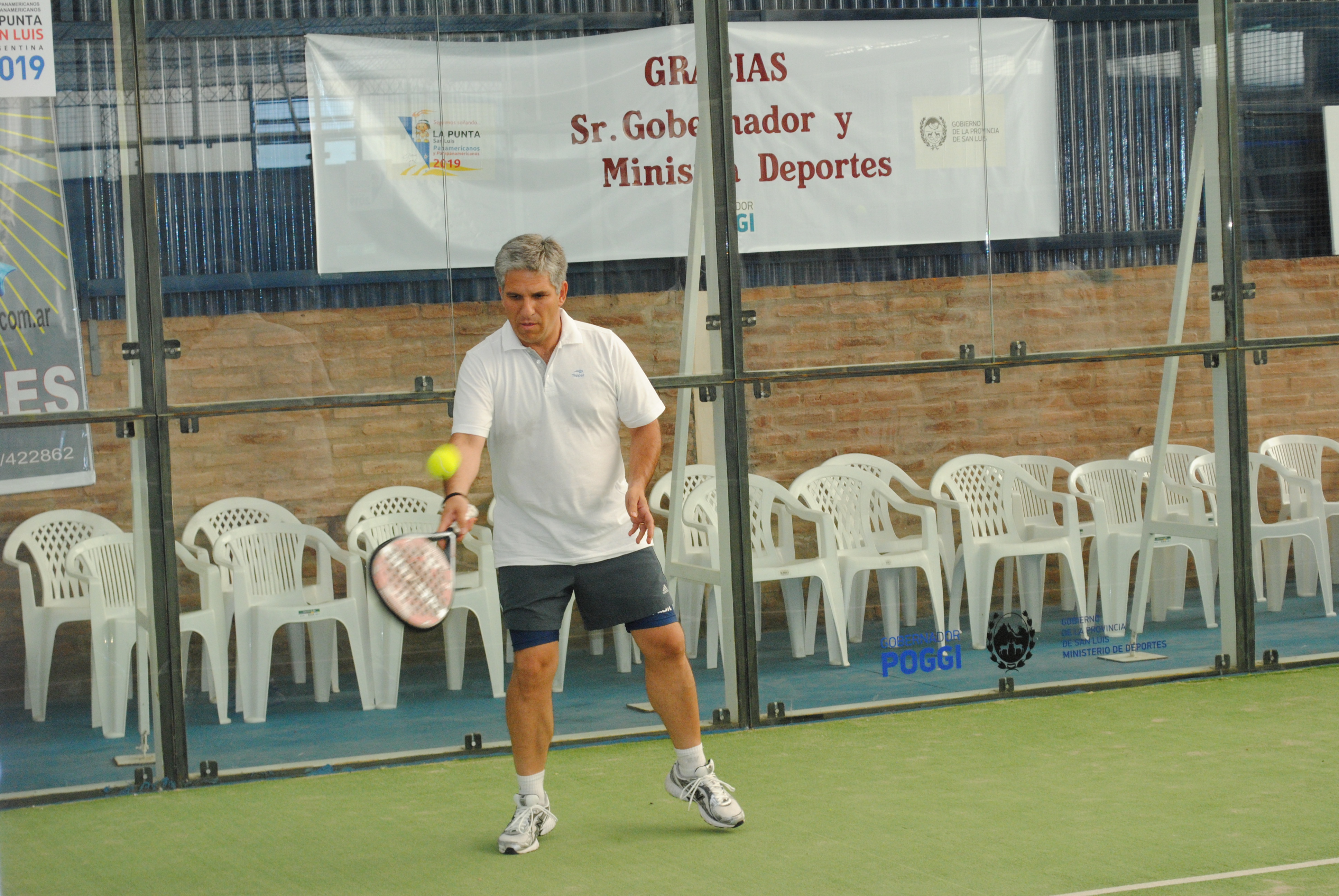 Villa Mercedes: Poggi compartió un torneo con los mejores jugadores de pádel del mundo