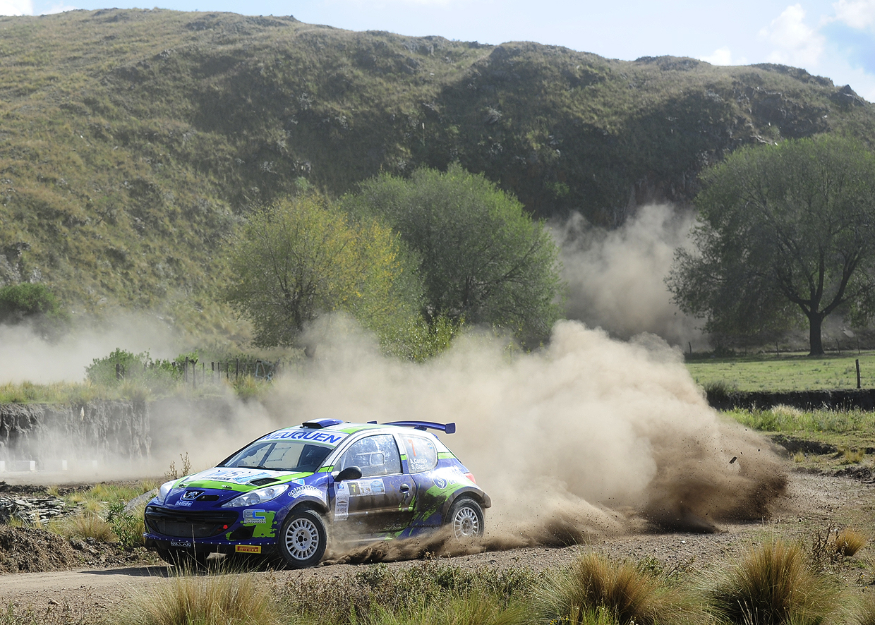 Cancio lidera el Rally Argentino en tierras puntanas