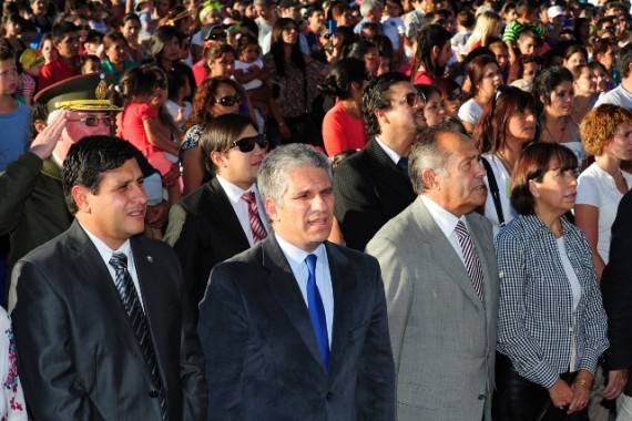 Al comienzo del acto se entonaron las estrofas del Himno Nacional Argentino.