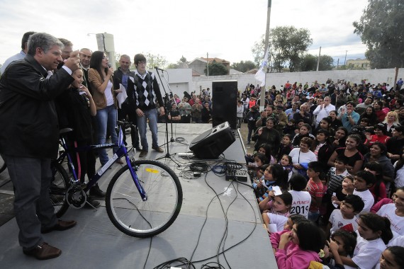 En la oportunidad se realizaron sorteos de bicicletas