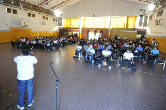 El encuentro fue en la Escuela Puertas del Sol